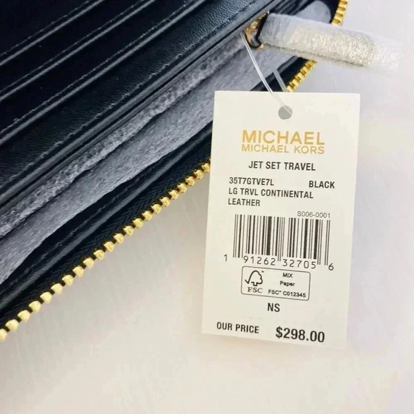 Michael Kors Purse and Wallet Avril Extra-Large Leather and Suede Tote Bag Black - Picture 11 of 12